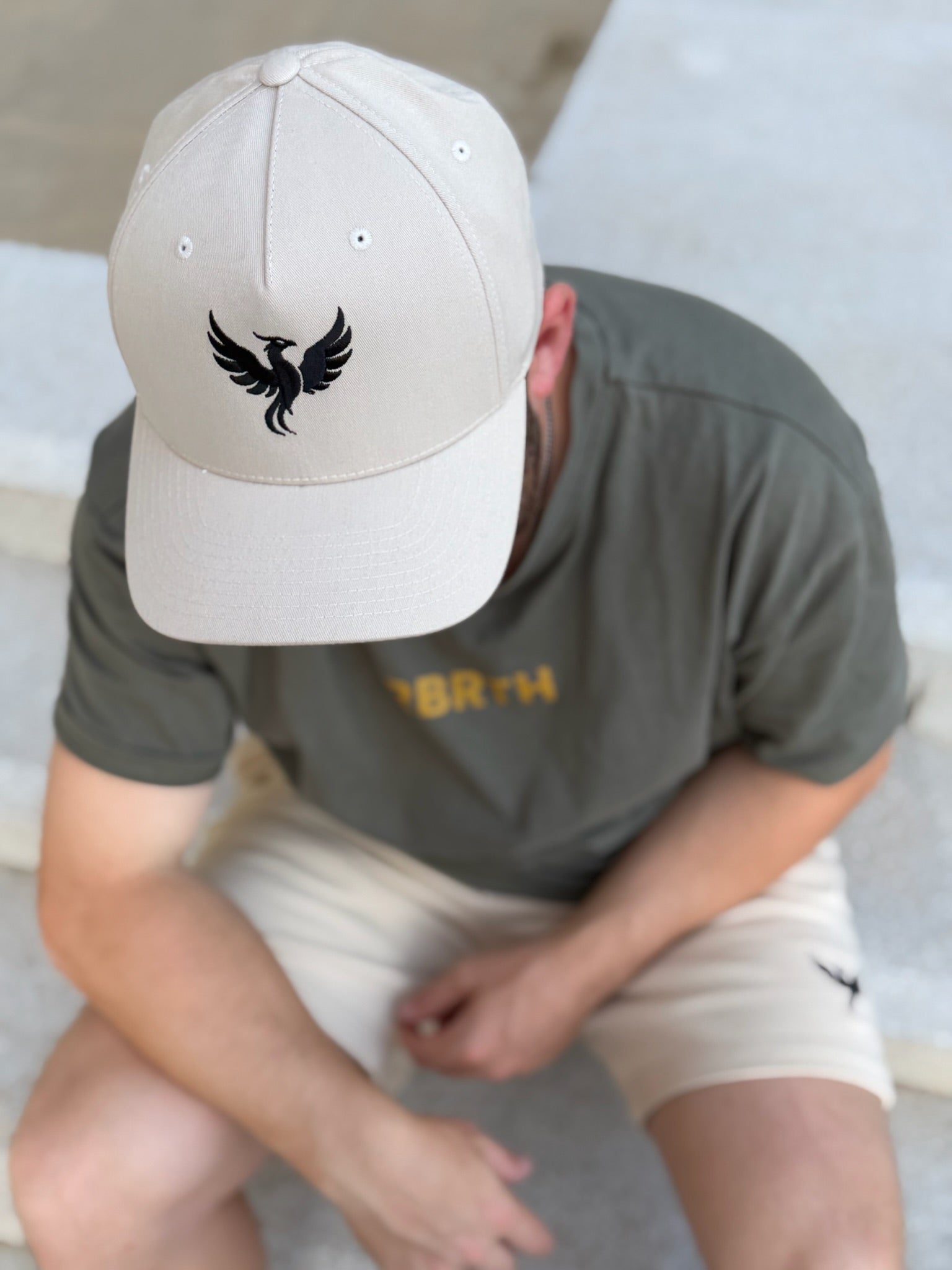 GORRA ESSENTIALS BEIGE